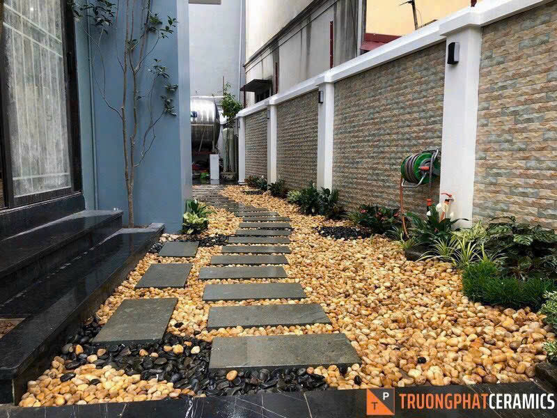 Sỏi Cuội Tự Nhiên Rải Sân Vườn